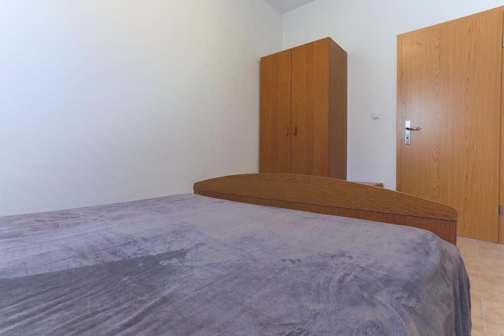 Apartment Ema